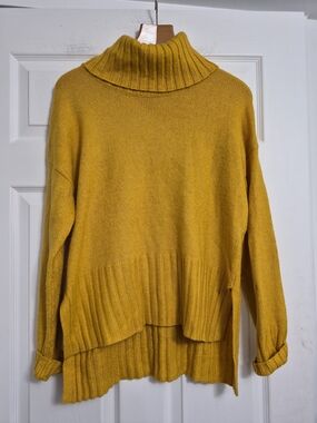 Rachel Zoe Mustard Ribbed Turtleneck Sweater